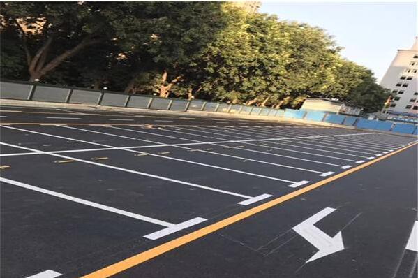 停車位劃線
